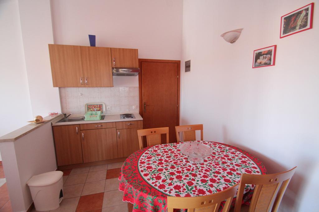 Apartments Miani Novigrad Istria Oda fotoğraf
